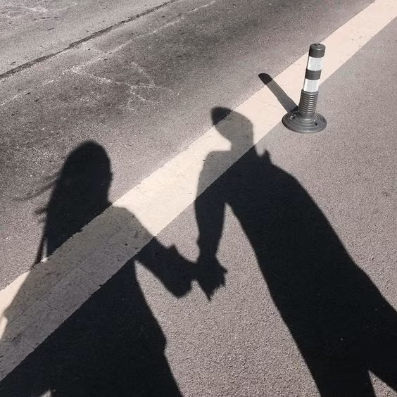 Neu dan ong ma lam viec nay voi ban chung to vo cung yeu ban