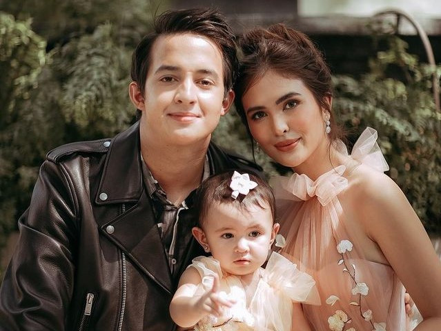 Tháng 10/2018, Sofia Andres công khai hẹn hò VĐV đua môtô Daniel Miranda (25 tuổi). Bắt đầu đua xe từ năm 2011, Daniel từng đại diện Philippines trên trường quốc tế. Anh giành được nhiều danh hiệu cá nhân, bao gồm chức vô địch chung cuộc tại Toyota Vios Cup 2017 và top 3 tại EuroAsia Motorsport trong Giải đua xe công thức châu Á (Asian Formula Renault Series). Sofia - Daniel hiện có chung con gái đầu lòng.