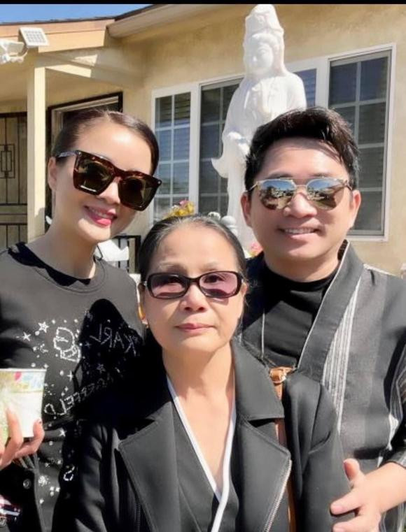 Tai Linh lo nhan sac o tuoi 66, dan tinh khen chi tiet nay