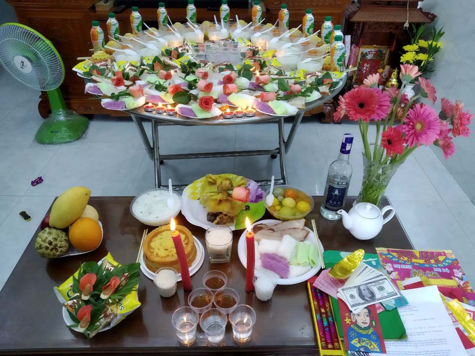 Hạn Tam tai là gì?. Tam tai là vận hạn lớn nhất của đời người mà bất kỳ ai cũng đều phải trải qua. Hạn Tam Tai chính là hạn của 3 năm liên tiếp đến với mỗi tuổi. Tam có nghĩa là ba, số 3, thứ ba. 