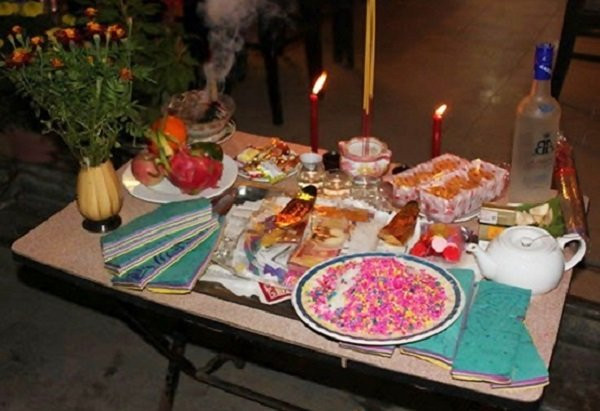 Còn “Tai” nghĩa là tai họa, họa hại. Và trong một đời người như vậy cứ sau 12 năm thì lại gặp hạn Tam ai một lần, tức là cứ 12 năm thì có 3 năm liên tiếp gặp hạn Tam Tai. Điều này xảy ra được xem như là một quy luật một vòng tuần hoàn.