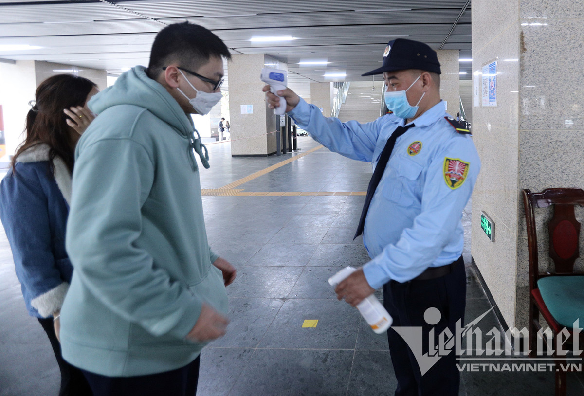 Tau duong sat Cat Linh - Ha Dong vang la thuong-Hinh-2