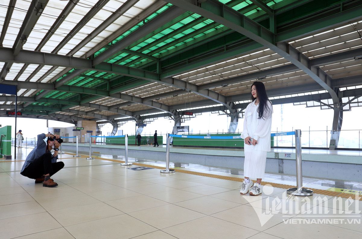 Tau duong sat Cat Linh - Ha Dong vang la thuong-Hinh-12