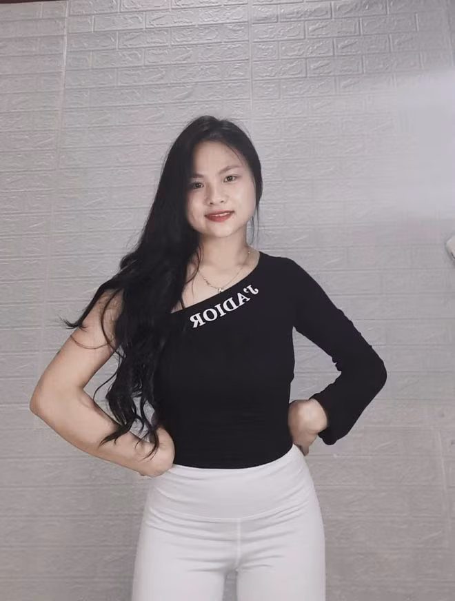 Bi che “dang qua tao cam que”, co gai “lot xac” ngoan muc-Hinh-4