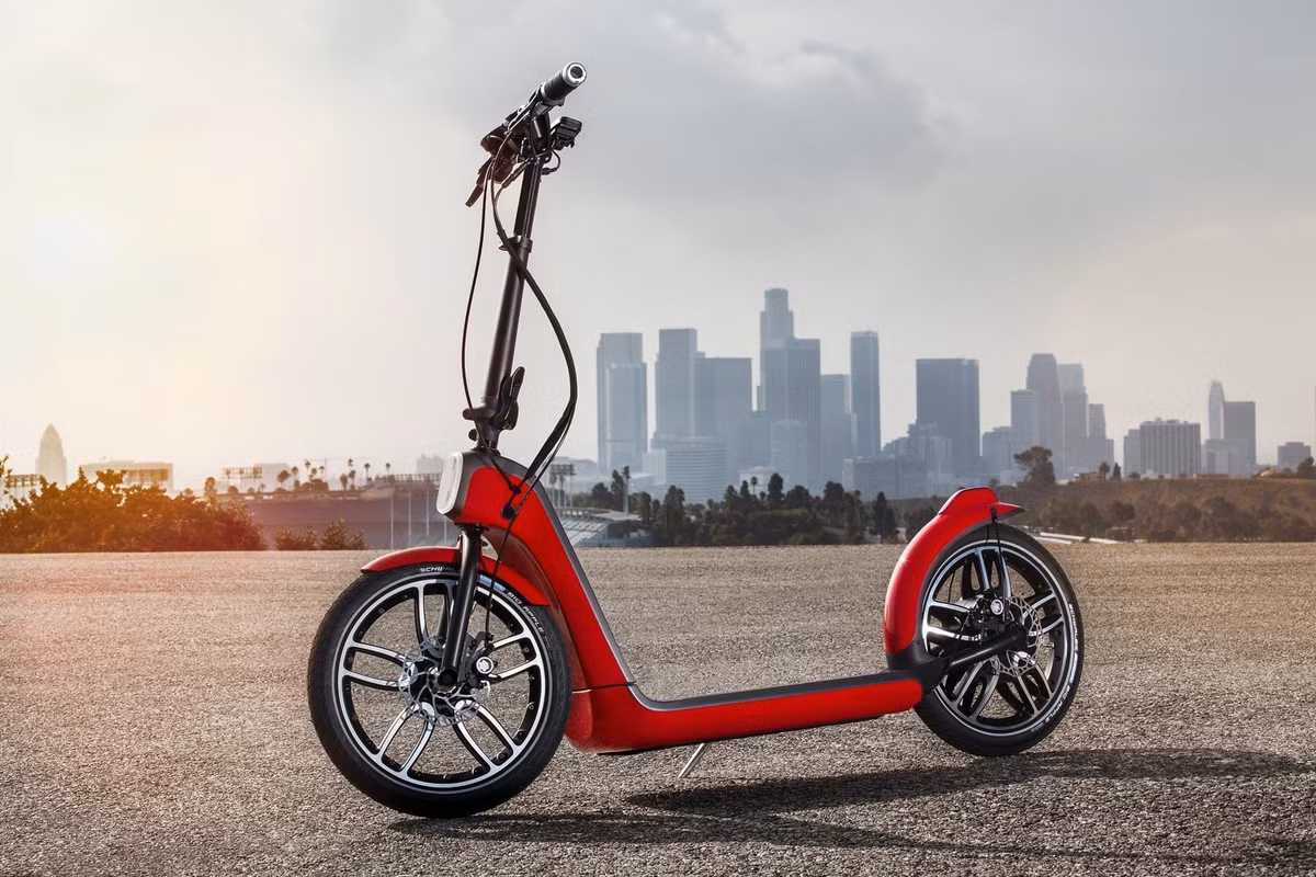 MINI Citysurfer được thiết kế dựa trên một chiếc xe hẩy thông thường nhưng nó được trang bị thêm động cơ điện và thiết kế ấn tượng hơn.