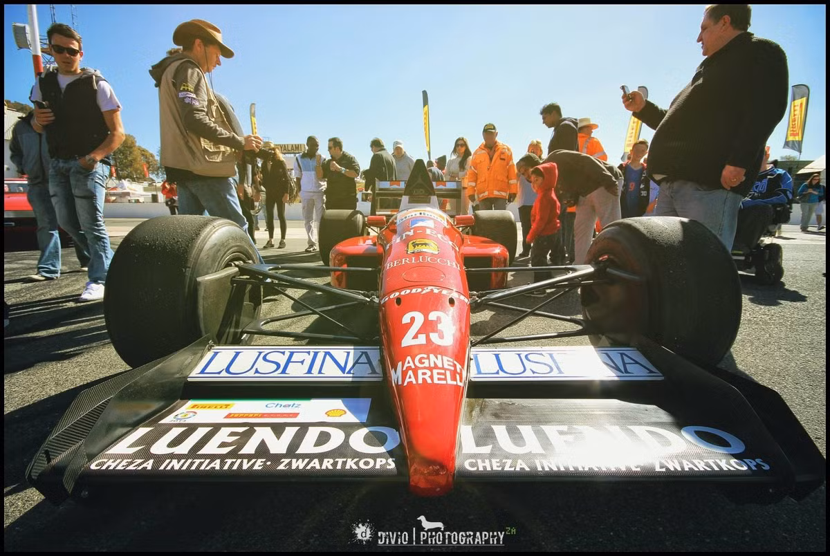 Xe đua độc lạ của Ferrari.