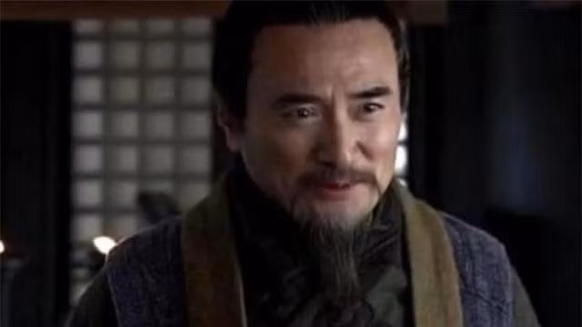 Lưu Bị giao con cho Gia Cát Lượng nhưng lại giao quyền cho Lý Nghiêm Luu Bi giao con cho Gia Cat Luong nhung lai giao quyen cho Ly Nghiem