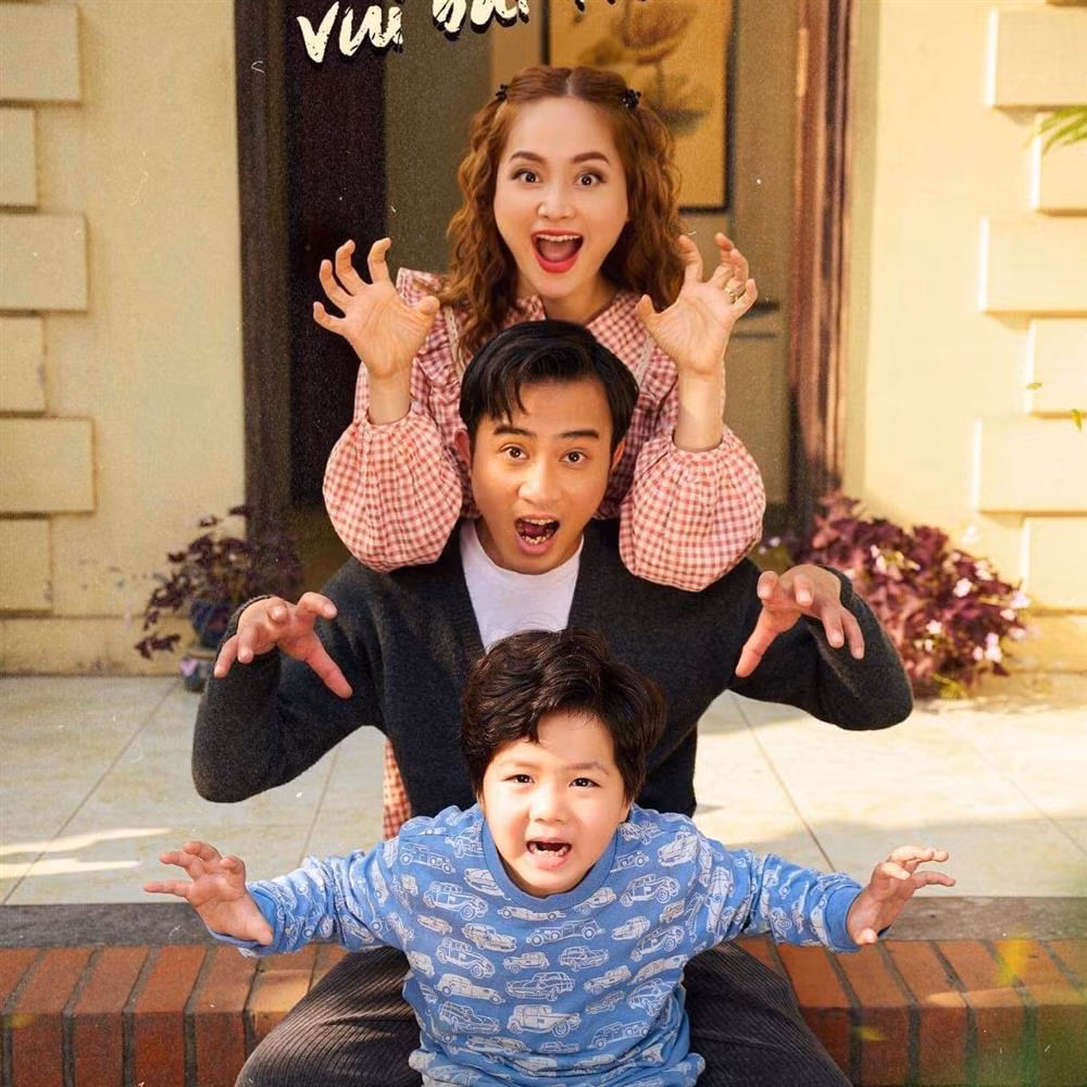 Gia Nghĩa (7 tuổi) đóng vai Long - con trai của Hà (Lan Phương) và Thành (Doãn Quốc Đam) trong "Gia đình mình vui bất thình lình".