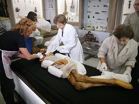 Chon lai xac uop de tran yem “cua dia nguc