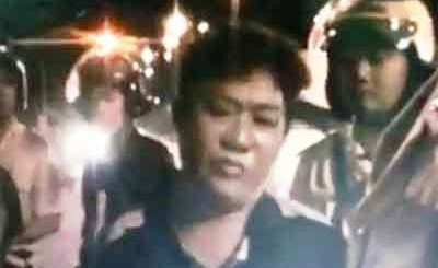 Một "nữ quái" bị bắt giữ vì đánh lực lượng CSGT.