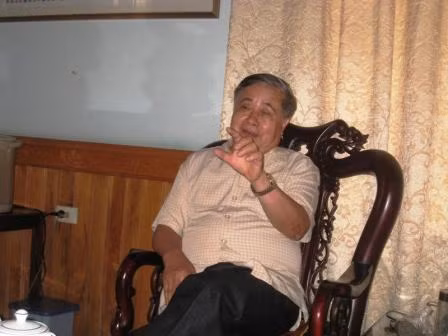 Ông Nguyễn Đức Xuân - Bí thư Huyện ủy Quảng Xương trao đổi với PV.