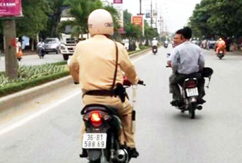 Cảnh rượt đuổi và bắn súng của CSGT Thanh Hóa xảy ra ngày 16/7.