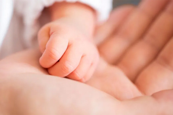 Cac trieu chung nhiem Omicron pho bien o tre nho