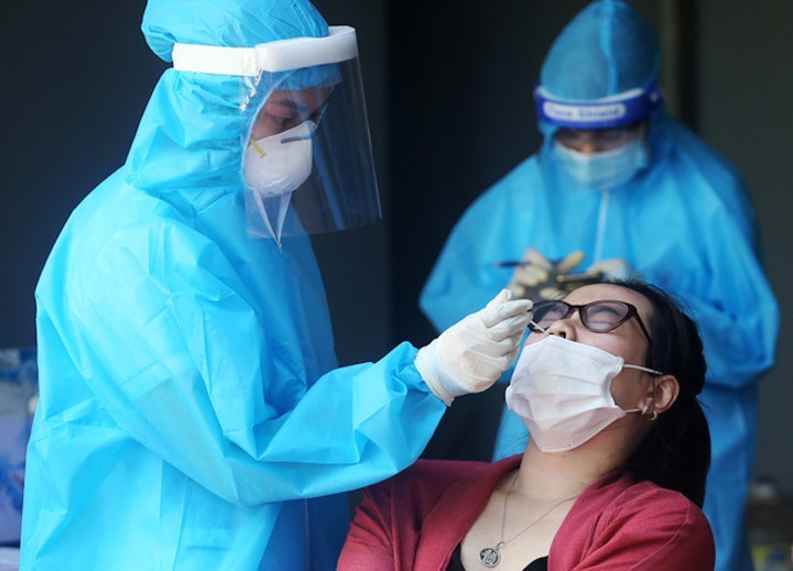 F0 cac tinh mien Bac tiep tuc tang, lo ngai bien chung Omicron lan rong