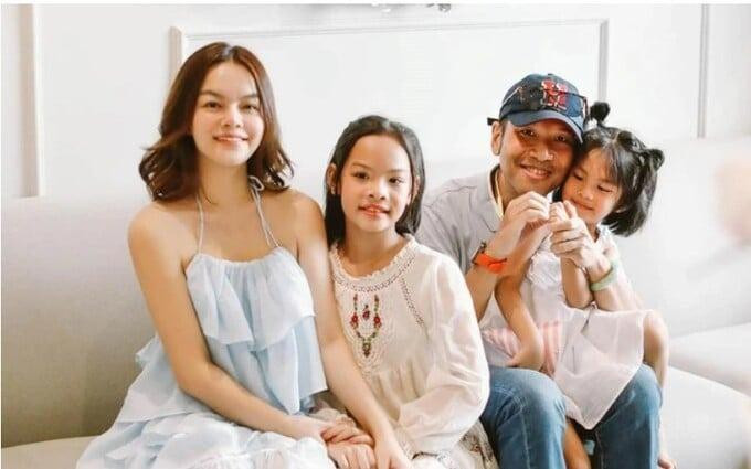 Vo cu, vo moi cua nghe si Viet chung mot khung hinh-Hinh-5