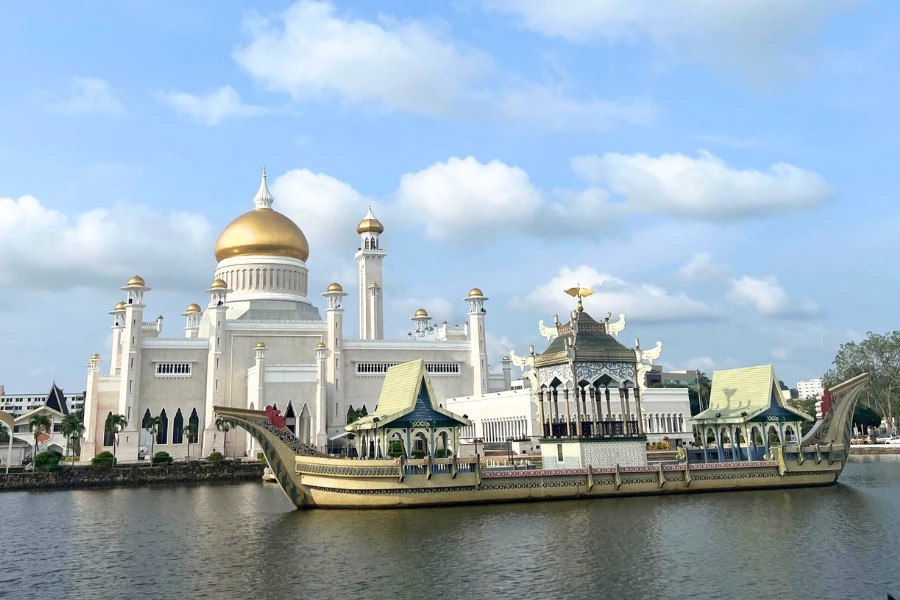 Toi den Nam Cuc voi lich su du lich 48 nuoc trong mot nam-Hinh-4