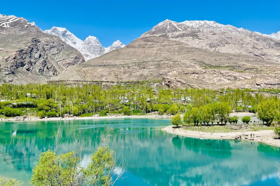 Toi den Nam Cuc voi lich su du lich 48 nuoc trong mot nam-Hinh-6