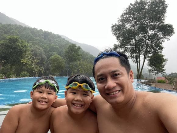 Sau ly hôn, BTV Trung Nghĩa phát tướng khó ai còn nhận ra - Hình 4 Sau ly hon, BTV Trung Nghia phat tuong kho ai con nhan ra-Hinh-4