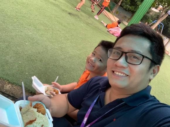 Sau ly hôn, BTV Trung Nghĩa phát tướng khó ai còn nhận ra - Hình 7 Sau ly hon, BTV Trung Nghia phat tuong kho ai con nhan ra-Hinh-7