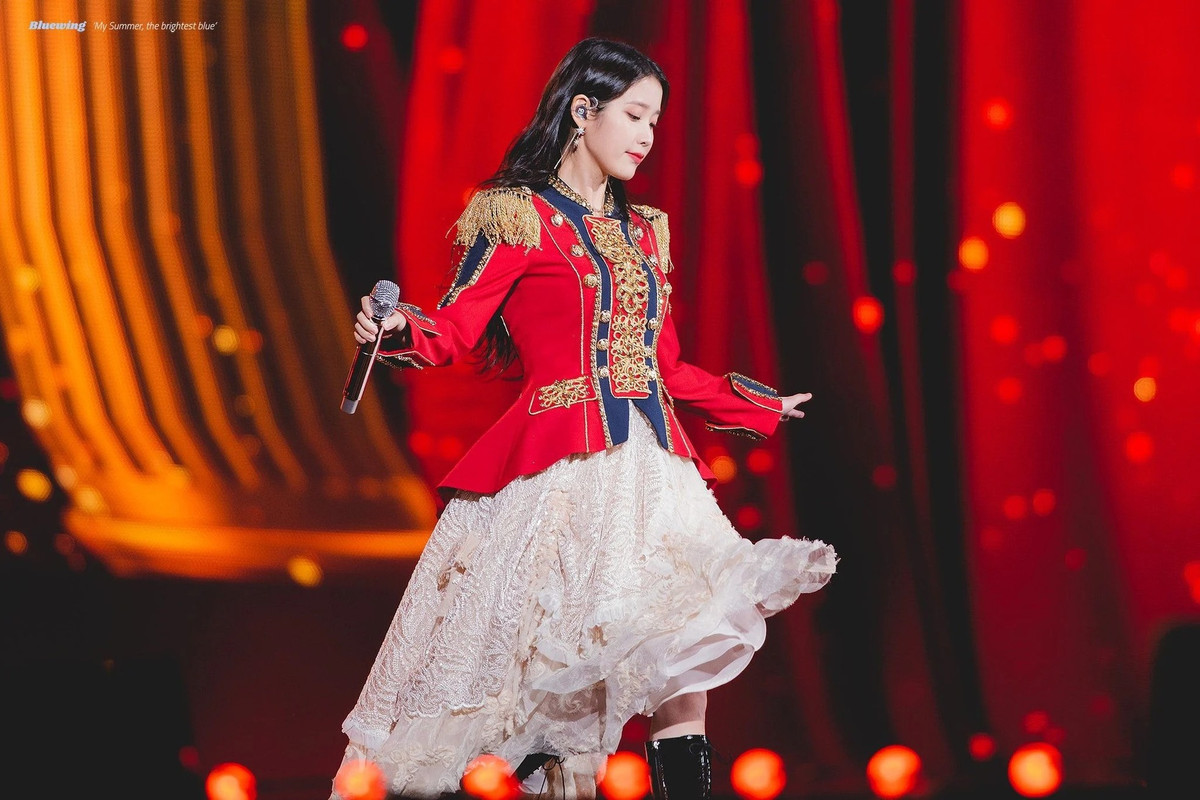 O VN, ai cam mic di hat cung la ca si, nhung Han Quoc thi khong-Hinh-4