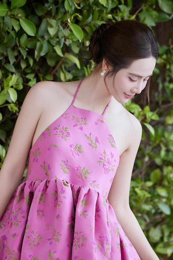 ập luyện mỗi ngày là cách mà Huyền Lizzie duy trì năng lượng tích cực, giải quyết tình trạng mỡ thừa, sở hữu vóc dáng cân đối gợi cảm ở tuổi U35.