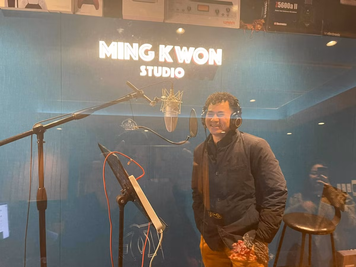 Chan dung nam ca si 7 lan tham gia Tao Quan-Hinh-5