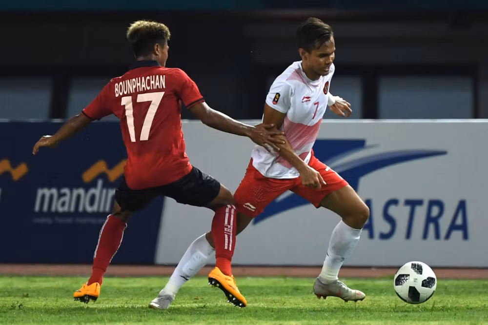 Đoàn Văn Hậu là ngôi sao trẻ được chờ đợi nhất AFF Cup 2018 - Hình 4 Doan Van Hau la ngoi sao tre duoc cho doi nhat AFF Cup 2018-Hinh-4