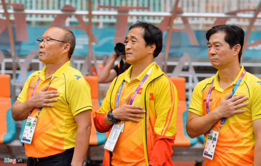 HLV Park Hang Seo bat mi 4 yeu to tao nen 'tinh than Viet'-Hinh-2