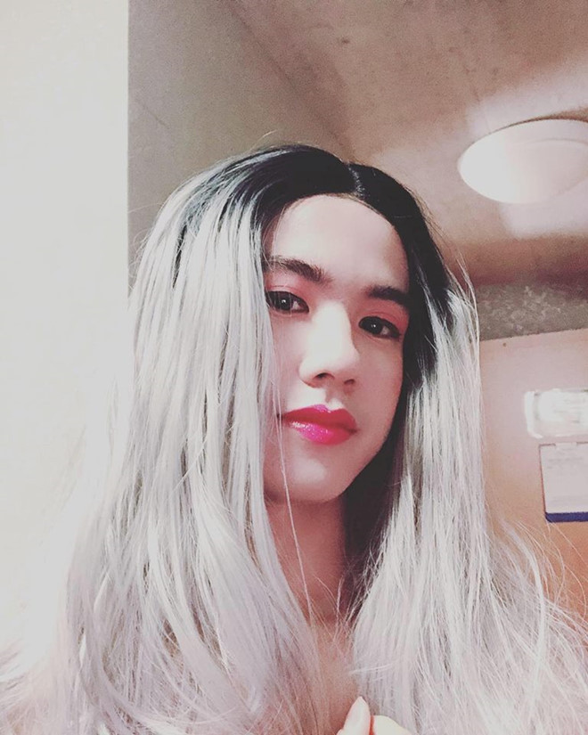 9X gianh giai nhat khi hoa thanh co gai xinh dep du tiec Halloween