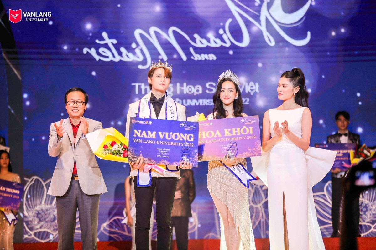 Tham gia cuộc thi hoa khôi là trải nghiệm đáng nhớ. Suốt 2 tháng cùng 200 thí sinh trải qua các phần thi casting, ứng xử, chuẩn bị từng chút cho trang phục, phong cách trang điểm, cuối cùng nỗ lực của tôi được đền đáp bằng ngôi vị cao nhất. Hành trình này tuy không quá dài nhưng đầy thú vị và giúp tôi có thêm nhiều bài học để bước sang vai trò, nhiệm vụ mới.