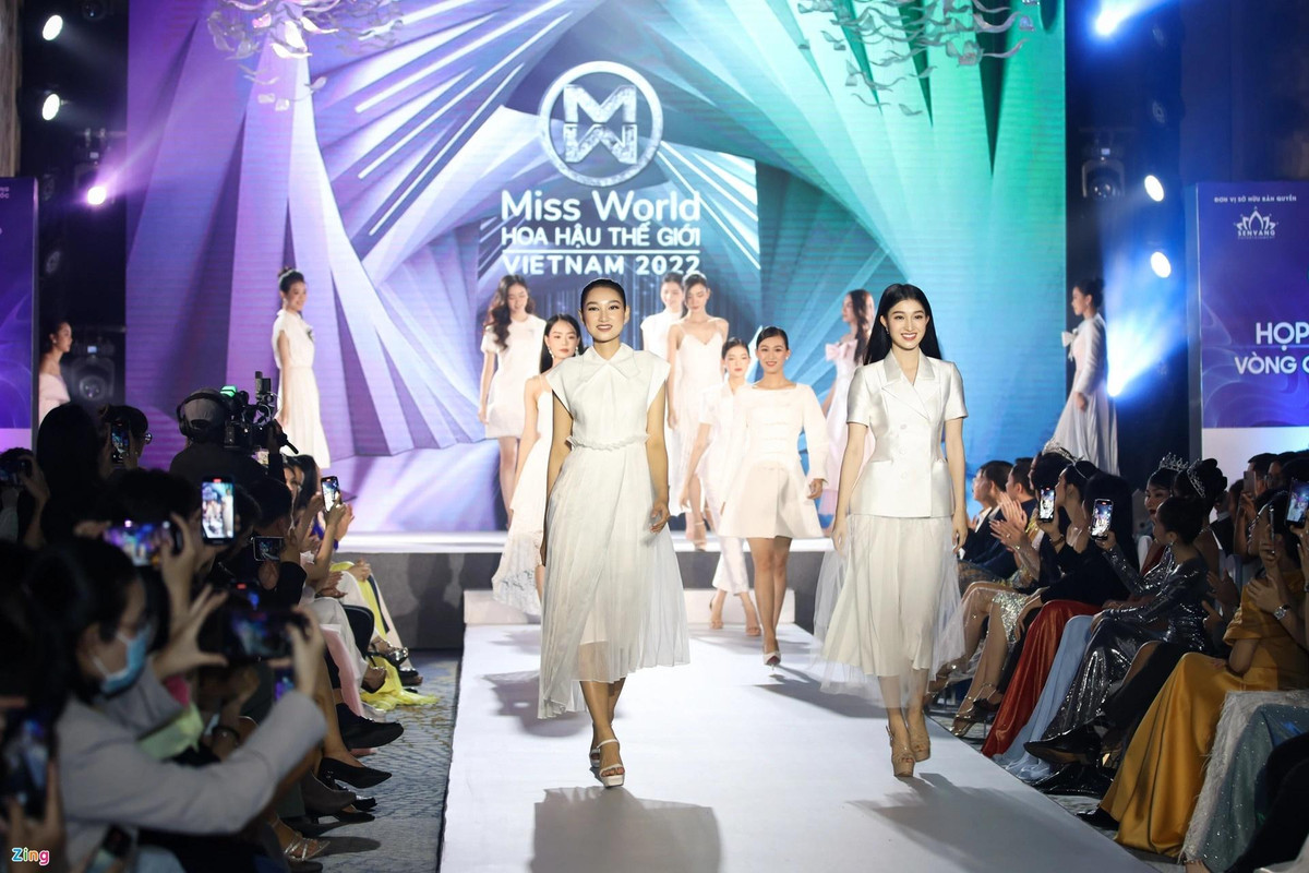 Thương vụ bạc tỷ sau cuộc thi hoa hậu ở Việt Nam ảnh 3