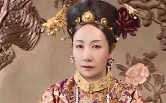 Vi sao ngu day Tu Hi Thai Hau thang tay “tru khu” cung nu?-Hinh-2