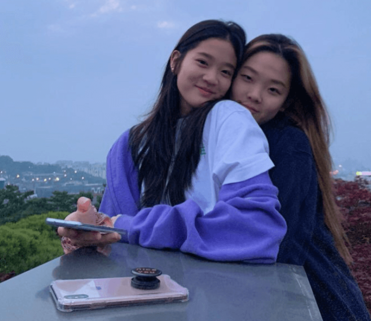 Chau gai co chu tich tap doan Samsung tre-giau-mac dep-Hinh-9