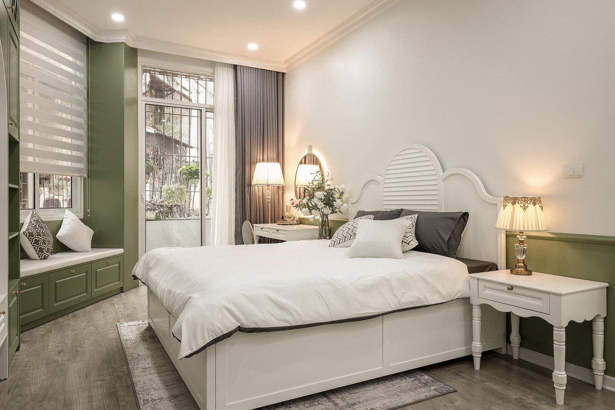 Cai tao nha pho chat mau xanh com theo phong cach co dien-Hinh-7