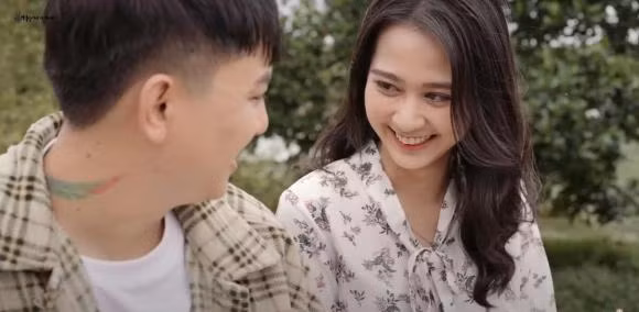 Hoài Lâm thay đổi diện mạo, rạng rỡ mừng sinh nhật tuổi 27 bên người yêu kém tuổi ảnh 5