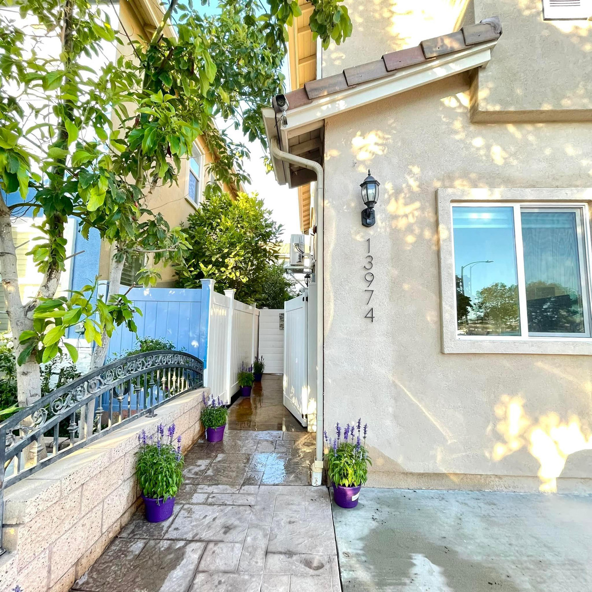 Người mẫu Ngọc Quyên dành dụm 8 năm để có nhà riêng ở Mỹ - Hình 3 Nguoi mau Ngoc Quyen danh dum 8 nam de co nha rieng o My-Hinh-3