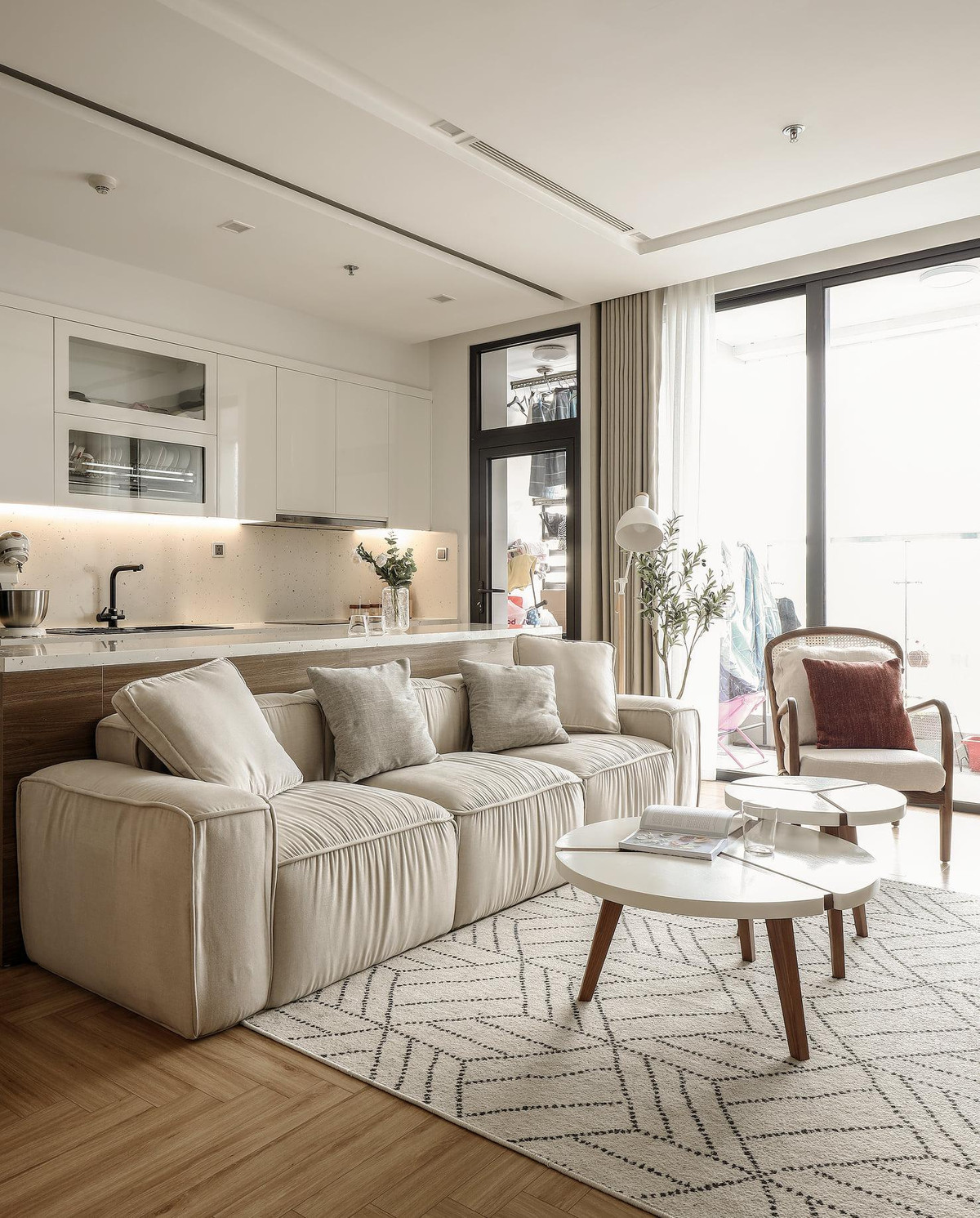 Can ho thoang mat, cam giac ‘nhe nhu dai lua’ voi gam mau be nhat