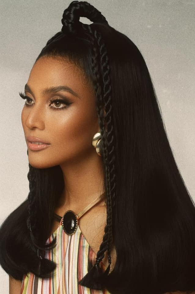 Mỹ nhân Việt hiếm hoi 'hạ' được nhan sắc Phạm Hương - Hình 23 My nhan Viet hiem hoi 'ha' duoc nhan sac Pham Huong-Hinh-23