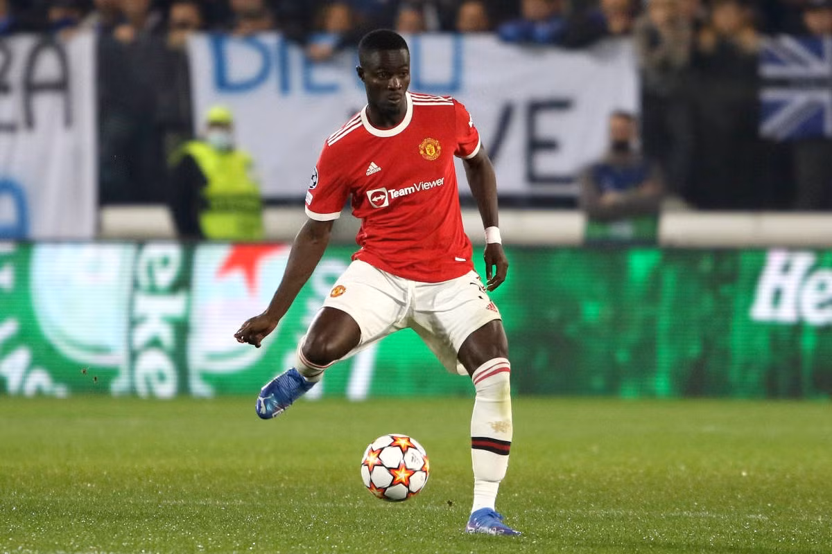 Hai đội bóng Thổ Nhĩ Kỳ là Fenerbahce và Galatasaray đều muốn ký hợp đồng với cầu thủ 28 tuổi. Tuy nhiên, Bailly ưu tiên chuyển đến AS Roma để tiếp tục sự nghiệp. HLV Jose Mourinho muốn tái hợp cậu học trò cũ. Nhà báo Gianluca Di Marzio xác nhận Man Utd và AS Roma đang thảo luận về việc chuyển nhượng tuyển thủ Bờ Biển Ngà. Mức giá MU yêu cầu là 10 triệu bảng.