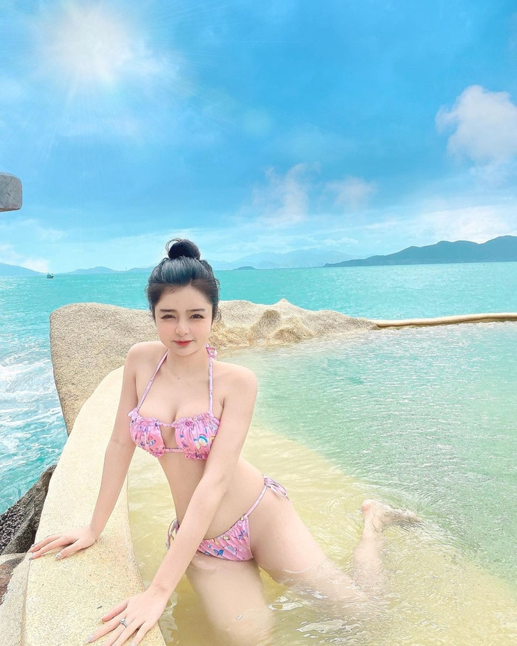 Mặc dù đã có những hot girl 10x khác nổi lên nhưng An Dâu vẫn được người ta chú ý đến.