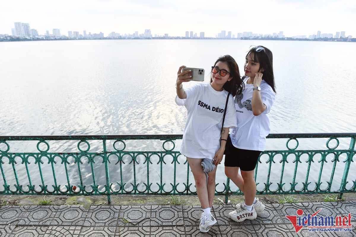 Le Quoc khanh 2/9, nguoi lao dong duoc nghi 4 ngay