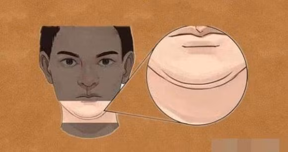 Hai cằm. Hai cằm thể hiện người có cằm đầy đặn, nhiều thịt. Những người này được dự báo sẽ có vận trình tài vận vượng phát, càng về già càng có nhiều tiền. Nhìn chung, họ giàu có nên sẽ có khả năng để lại của cải cho con cháu. * Thông tin trong bài chỉ mang tính tham khảo, chiêm nghiệm