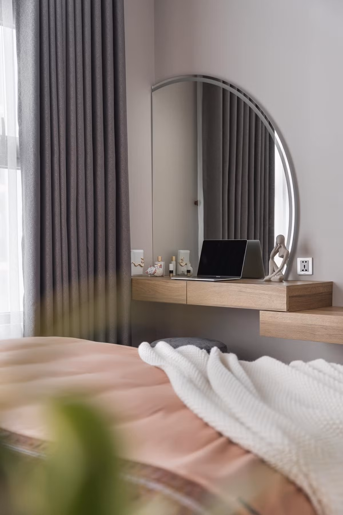 Can ho pha tron hai phong cach doi lap nhung dep khong tuong-Hinh-15