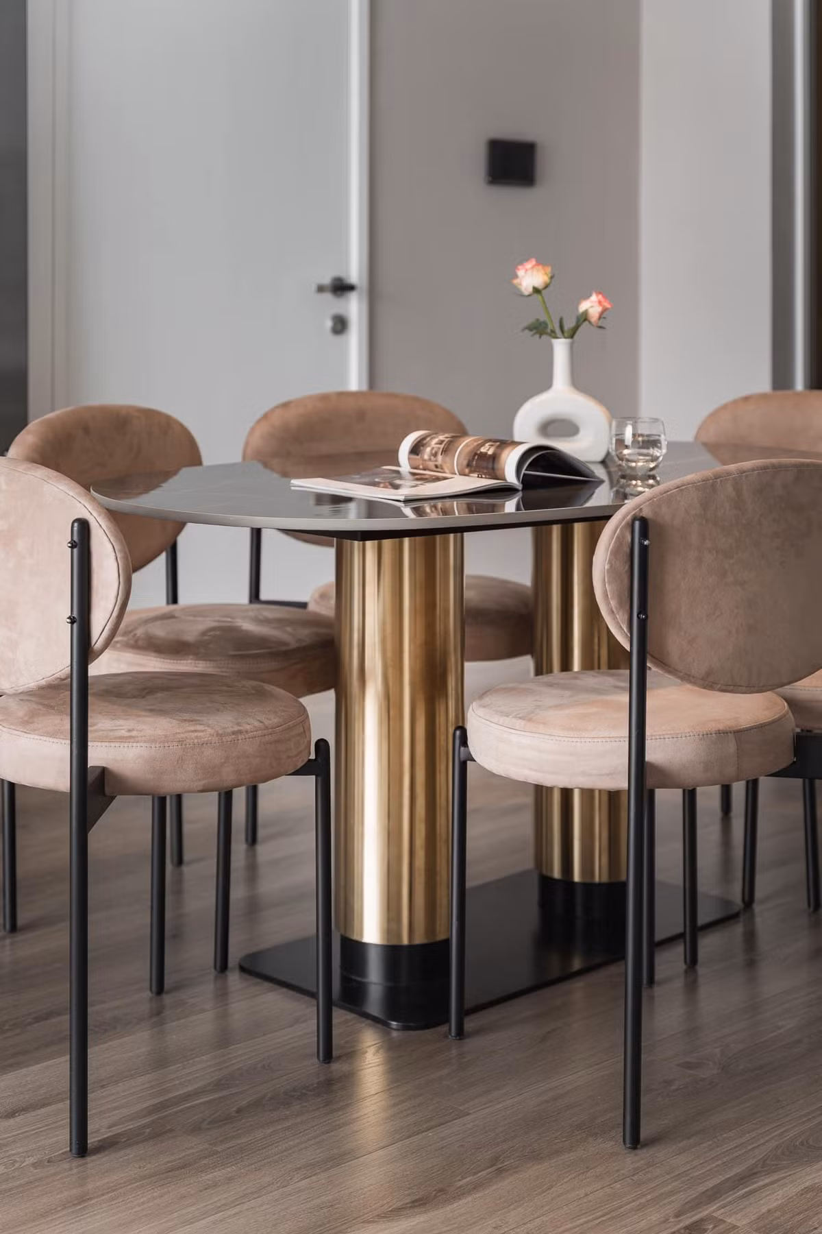 Can ho pha tron hai phong cach doi lap nhung dep khong tuong-Hinh-11