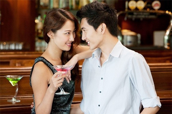 Vợ đi làm khuya chưa về, tôi kiểm tra định vị thì choáng váng phát hiện ra nơi cô ấy ở ảnh 1