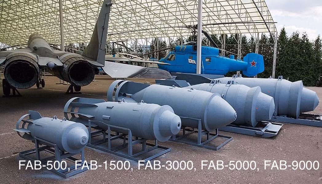 Bom FAB-3000 từng được Nga triển khai trong chiến dịch không kích nhà máy Azovstal ở thành phố Mariupol ở tỉnh Donetsk hồi đầu năm 2022. Theo Avia.
