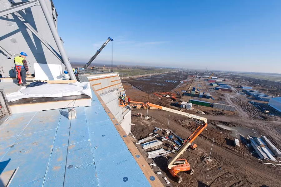 Hệ thống Aegis Ashore có thể triển khai nhiều loại tên lửa đánh chặn tối tân như SM-2/3/6, với vị trí đặt sát nước Nga thì chúng có thể dễ dàng vô hiệu hóa tên lửa đạn đạo ngay khi rời bệ phóng. Theo Reporter.