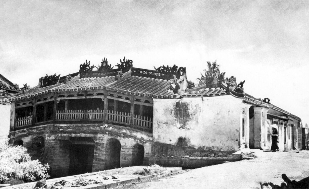 Chùa Cầu Hội An khoảng năm 1950. Ảnh: Manhhai / Flickr.