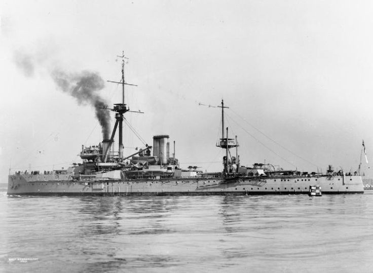  6. HMS Dreadnought – Anh. Thời gian hoạt động: 1906–1920. Thành tích: Dẫn đầu thế hệ tàu chiến "dreadnought" với tốc độ nhanh, hỏa lực mạnh, con tàu này đã tạo ra cuộc cách mạng trong thiết kế tàu chiến hiện đại. Ảnh: Pinterest.
