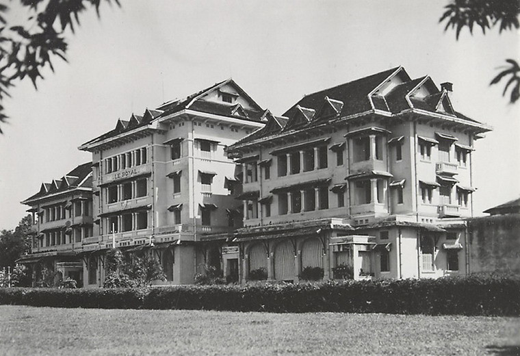 Khách sạn Hoàng gia Phnom Penh.